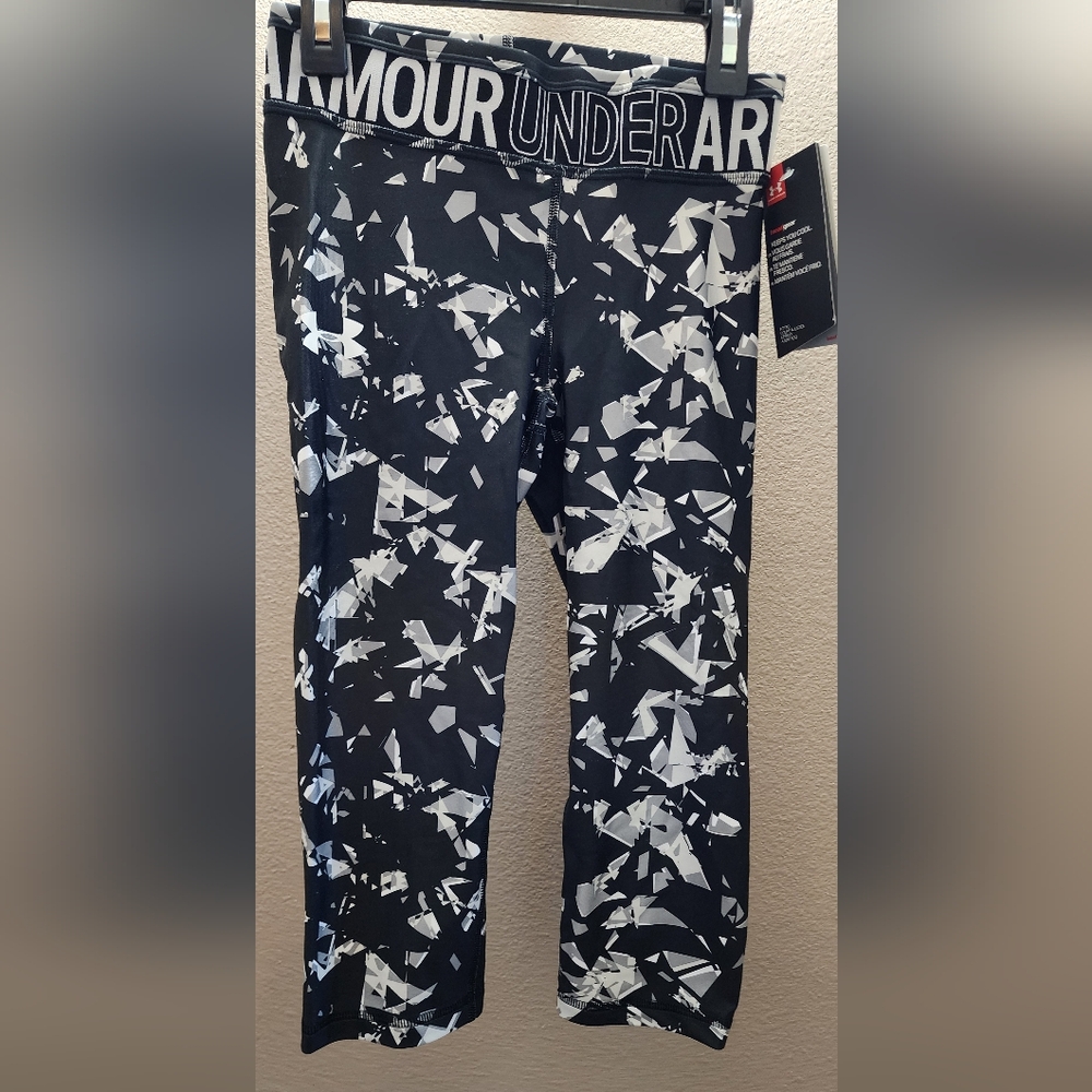 Under Armour Black and White Patterned Leggings